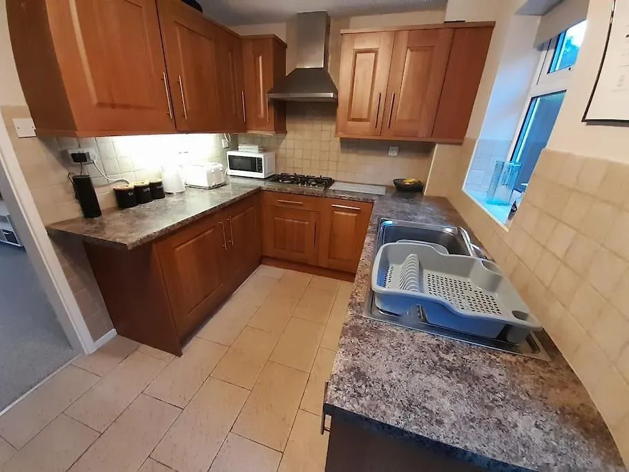 Daisy House - Lovely, Quiet, 2 Bed Home Close To City Nottingham
